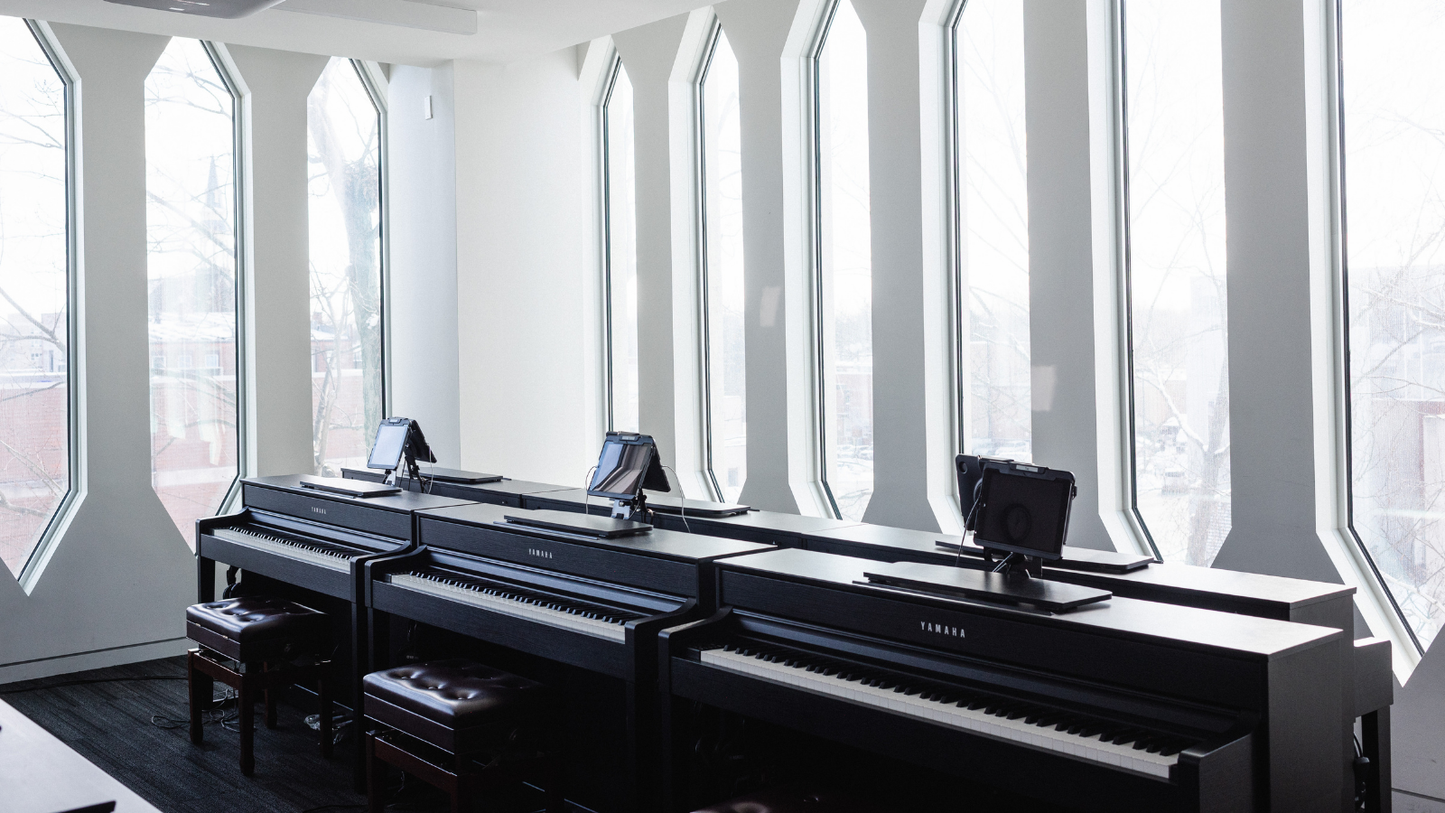 Microcourse: Teaching Collegiate Group Piano (from A Pianist's Guide to Teaching in Groups)